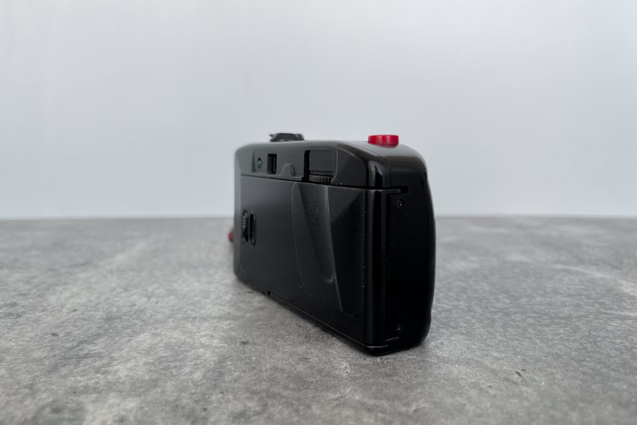 Vintage Camera Skina SK 102 / Compact 35Mm Film Camera / Japanese Camera